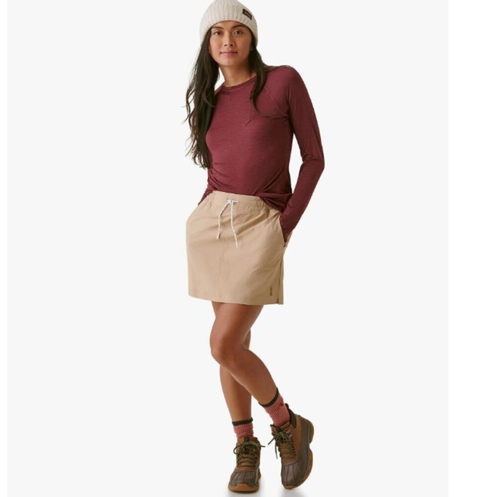 BASS OUTDOOR Women’s Two-Pocket Skort – Performance Skirt